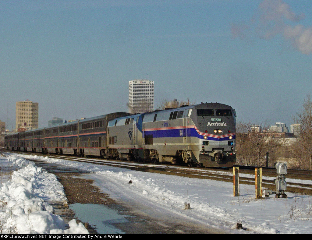 AMTK 184 the classy Phase IV heritage unit leads #8 south to Chicago